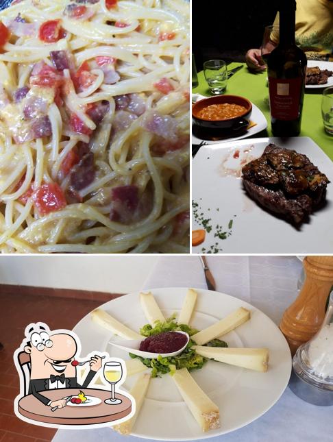 Guarda la foto che mostra la cibo e alcol di Il Bracconiere