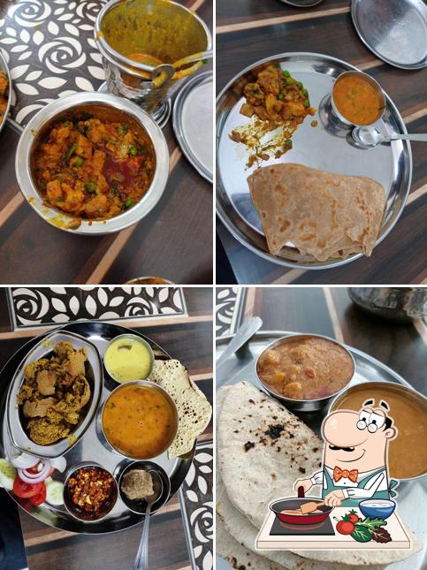 Chicken curry at SHRI NATH RESTAURANT Pure Veg Best Rajasthani Gujrati Punjabi Best for Groups under Rs.200