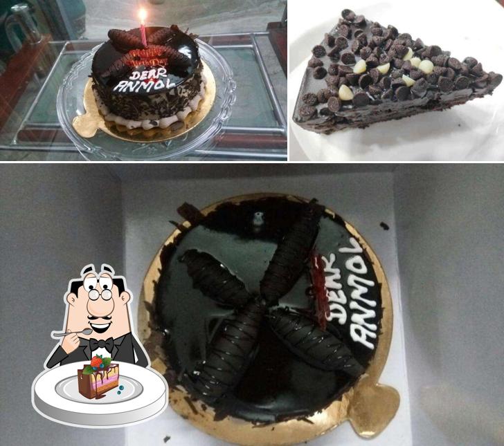 Chocolate cake at Kanha Restaurant