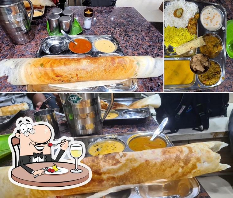 Food at Shree Gunjan hotel & lodge - vegetarian