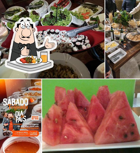 Comida em Aruanã Buffet e Restaurante