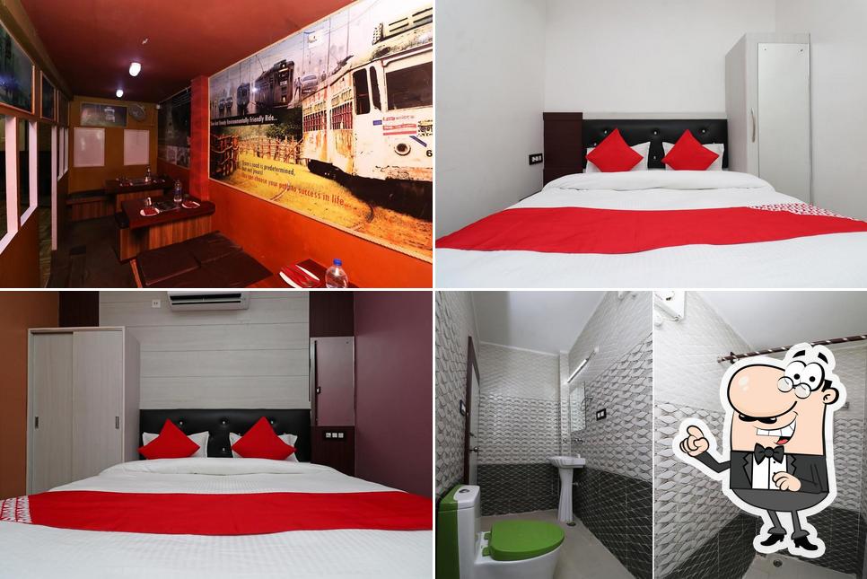 The interior of Avs Hotel&Resturants