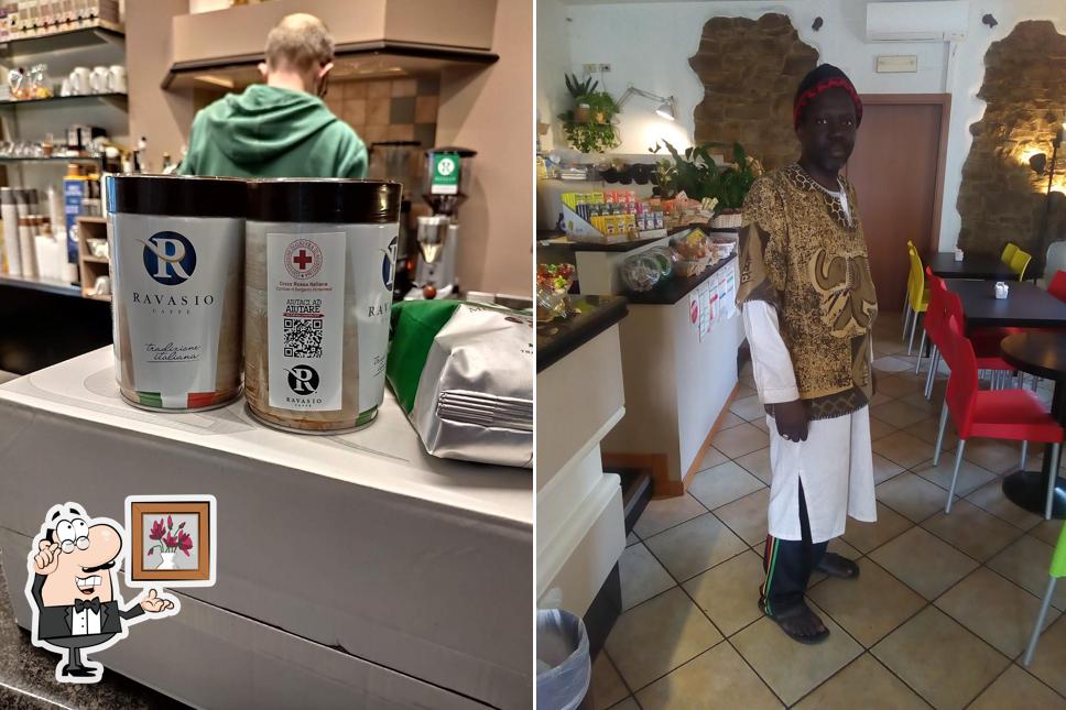 Gli interni di Smile Café