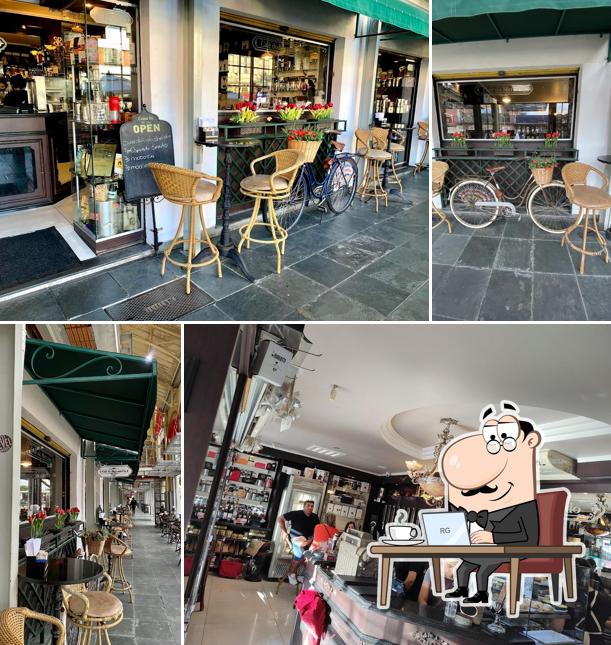 O interior do Café do Mercado