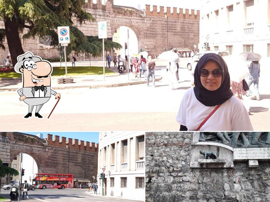 Goditi la vista dall'area esterna di Doner Kebab