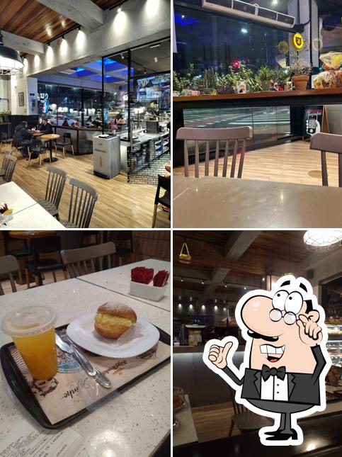 O interior do Cafeteria Sujinho