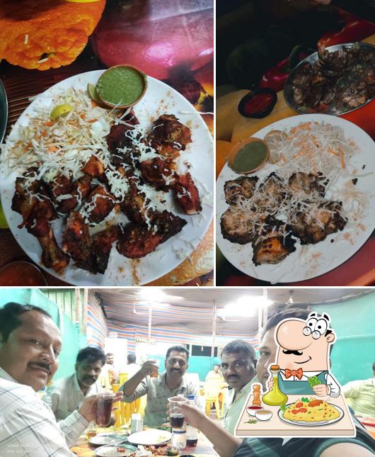 The photo of food and interior at Mugdha Dhaba