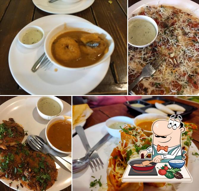 Chicken curry at Lokmanya's South Indian Cafe