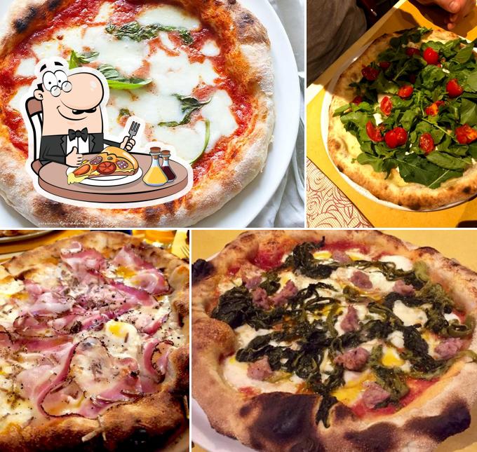 A Pizzeria Funiculà Pisa, puoi prenderti una bella pizza