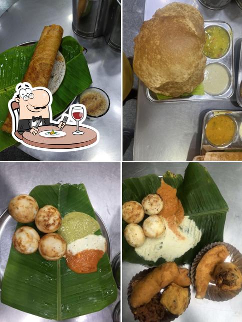 Meals at SENDHOOR COFFEE