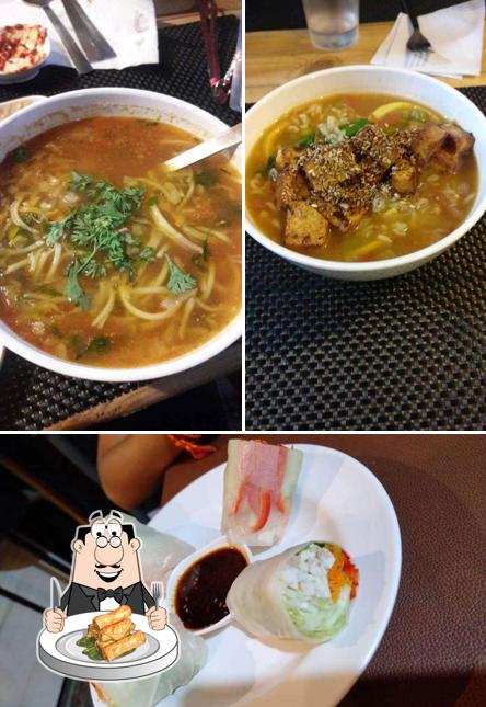 Spring rolls at Dorje and the Bell