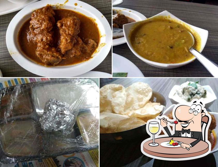 Food at Posto Patuli - Authentic Bengali Restaurant