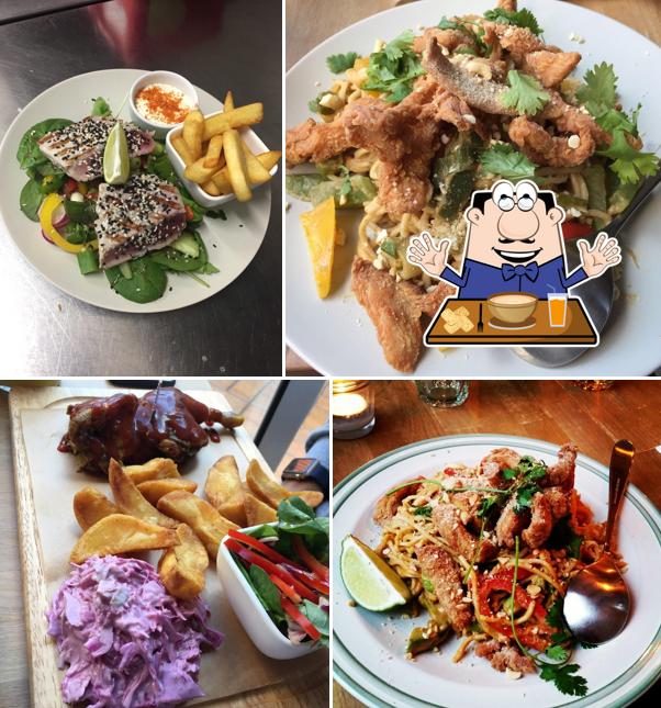 PEPPERS EATERY+COCKTAILS