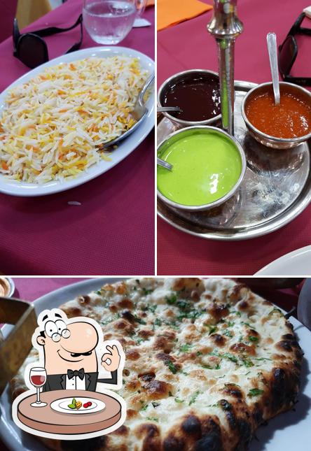 Platti al Mughal-e-Azam Indian Restaurant - Banquet Hall