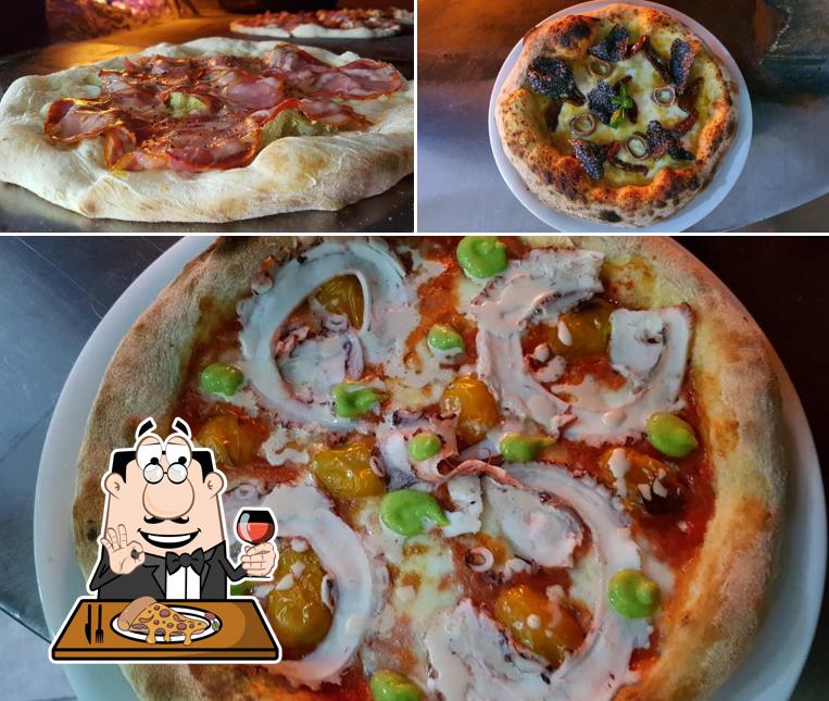 Ordina tra le svariate varianti di pizza