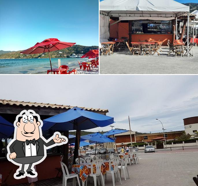 O interior do Quiosque Gruta Azul, Arraial do Cabo, RJ