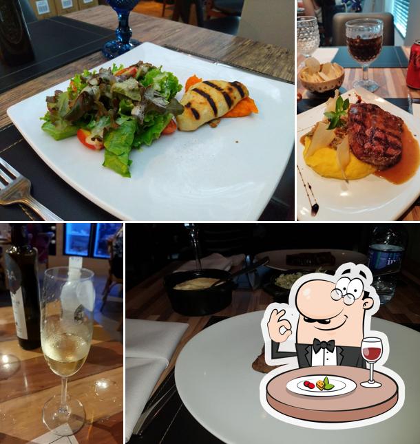 Comida em The Black Angus