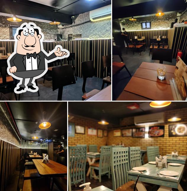 The interior of Tossin Pizza Galleria Market