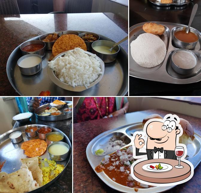 Food at Naveen Beach Restaurant