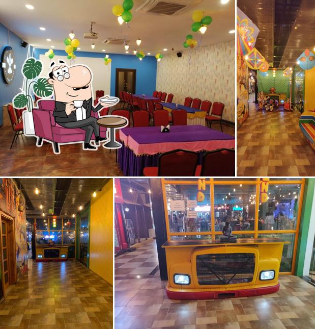 The interior of Drive O Polis