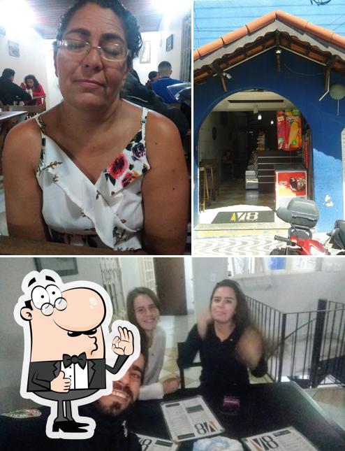 See this pic of V8 Lanches