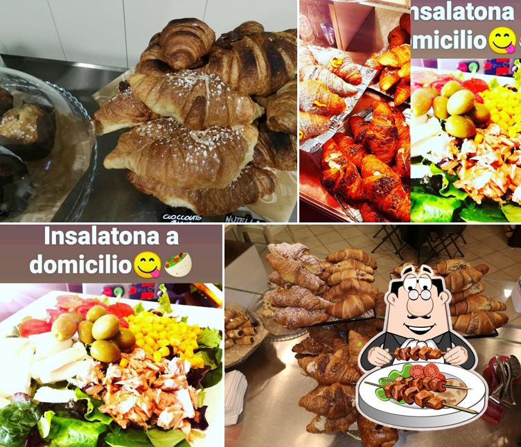 Platti al Caffè Dante