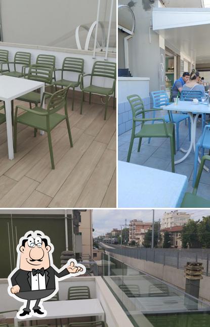 Siediti a un tavolo di Bar Gelateria Montebianco