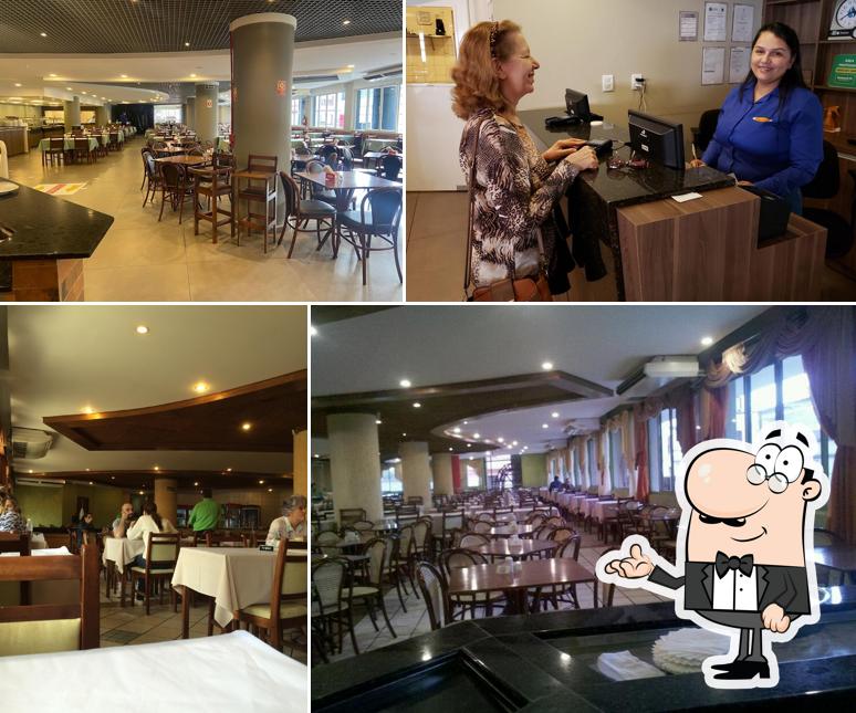Veja imagens do interior do Restaurante Center Grill