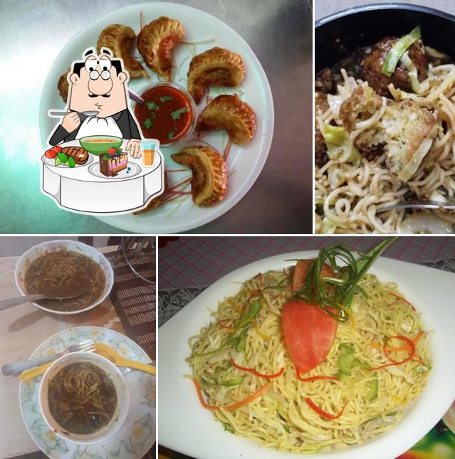 Hot and sour soup at Bamboo House