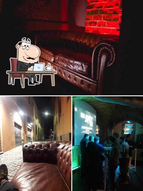 Dai un'occhiata agli interni di Soda Pops