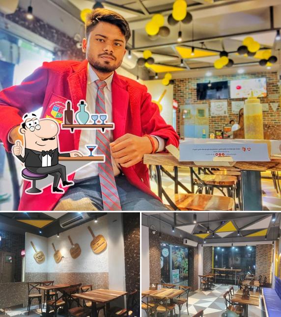 Check out how La pino'z raebareli looks inside