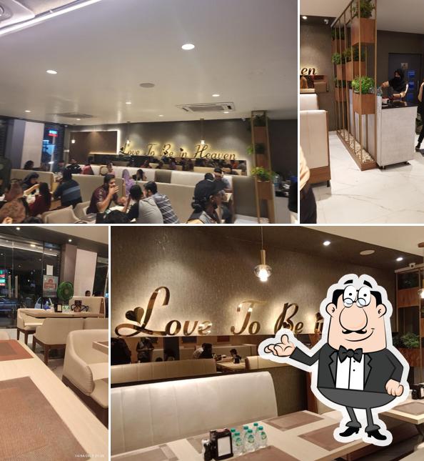 Check out how Heaven’s Park Arabian Multi Cuisine Restaurant Chennai looks inside