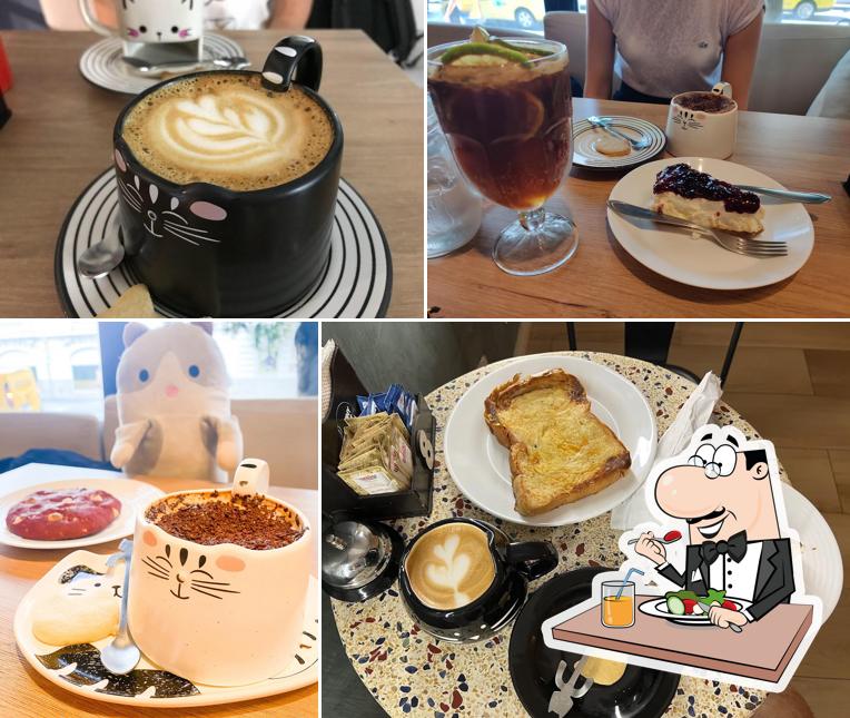 Platos en Tiny Cat Café