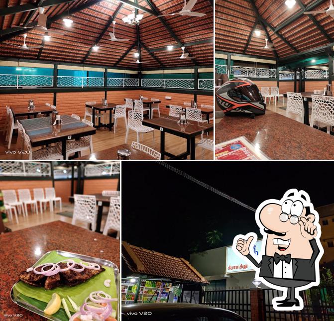 The interior of Pearl’s Restaurant