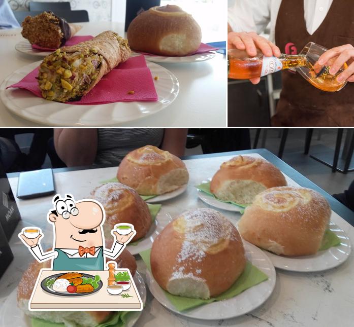 Platti al Bar Fucsia