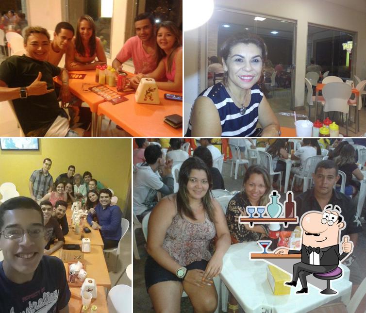 Veja imagens do interior do Pastelanche