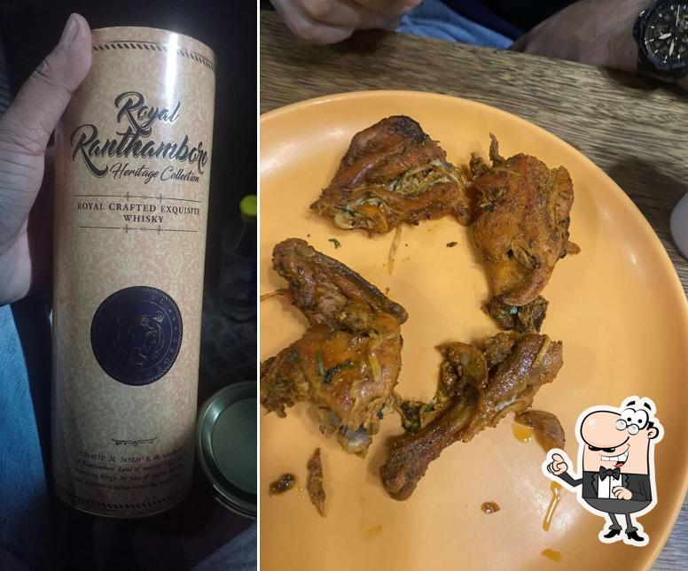 The interior of Clash Of Snacks