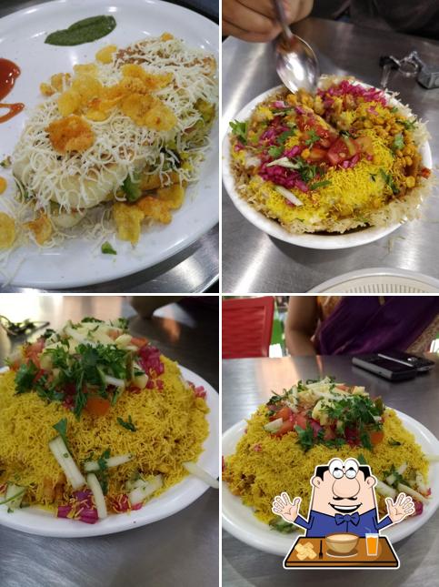 Meals at Kamdhenu Foods vegetarian