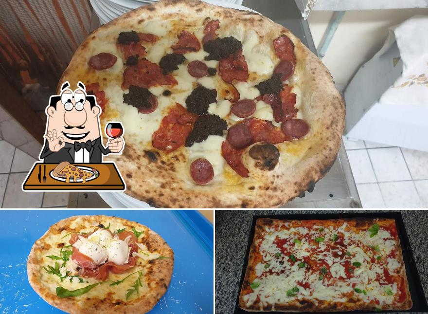 Prenditi una pizza a Steakhouse , Pizzeria,Ristorante Novecento da Marco