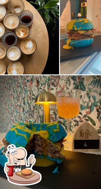 Prova un hamburger a Macaco Food & Drink Coffee