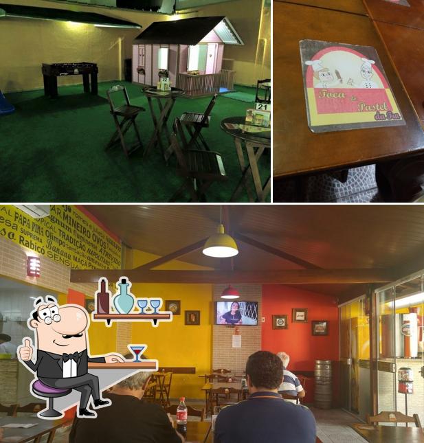 Veja imagens do interior do Toca Do Pastel Da Tia