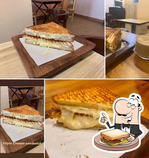 Grilled cheese sandwich at Cafe Golden Hour