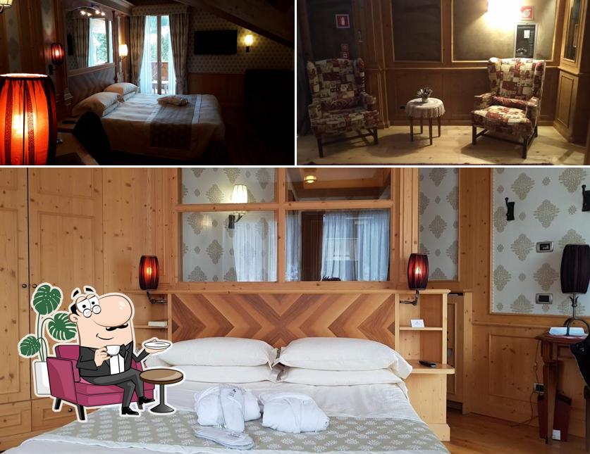 Dai un'occhiata agli interni di Hotel Cristal Palace