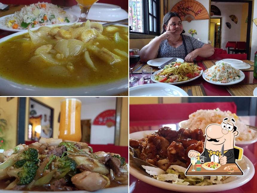 Comida em Restaurante Ton-San