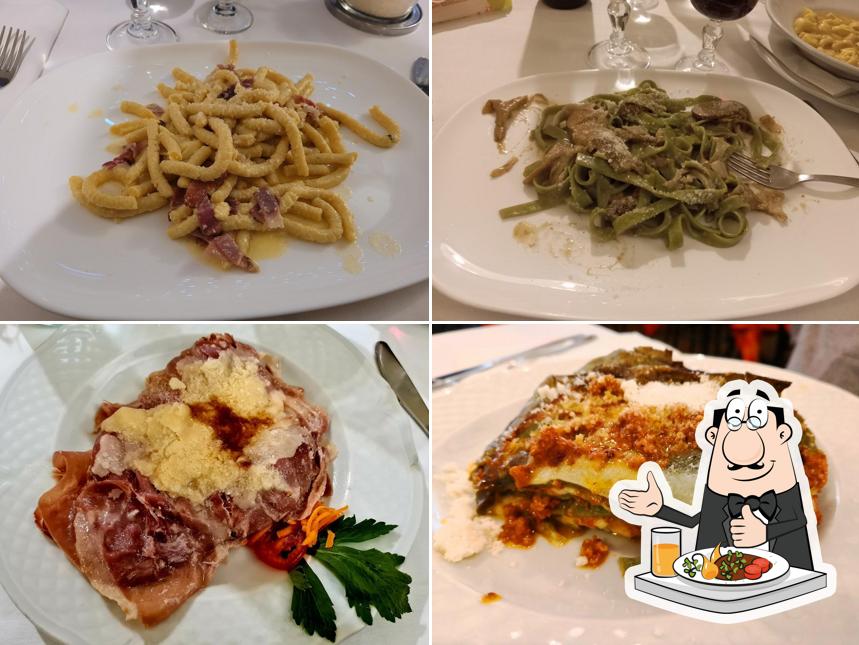 Cibo al Antica Trattoria Del Pontelungo