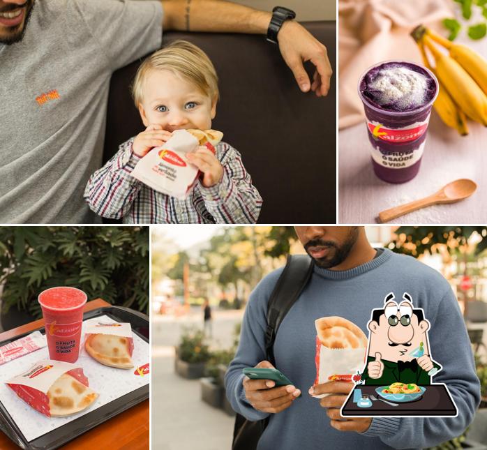 Comida em Mini Kalzone Shopping Guararapes