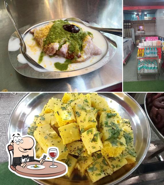 Meals at Hans Mithai Bhandar