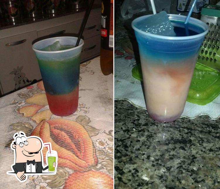 Desfrute de uma bebida no Bar Do Boscão