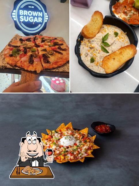 Order different kinds of pizza