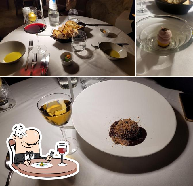 Questa è la foto che presenta la cibo e bevanda di Baccanti